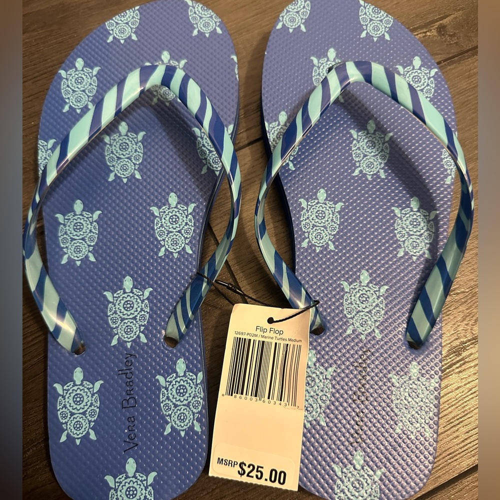 NWT Vera Bradley flip flops